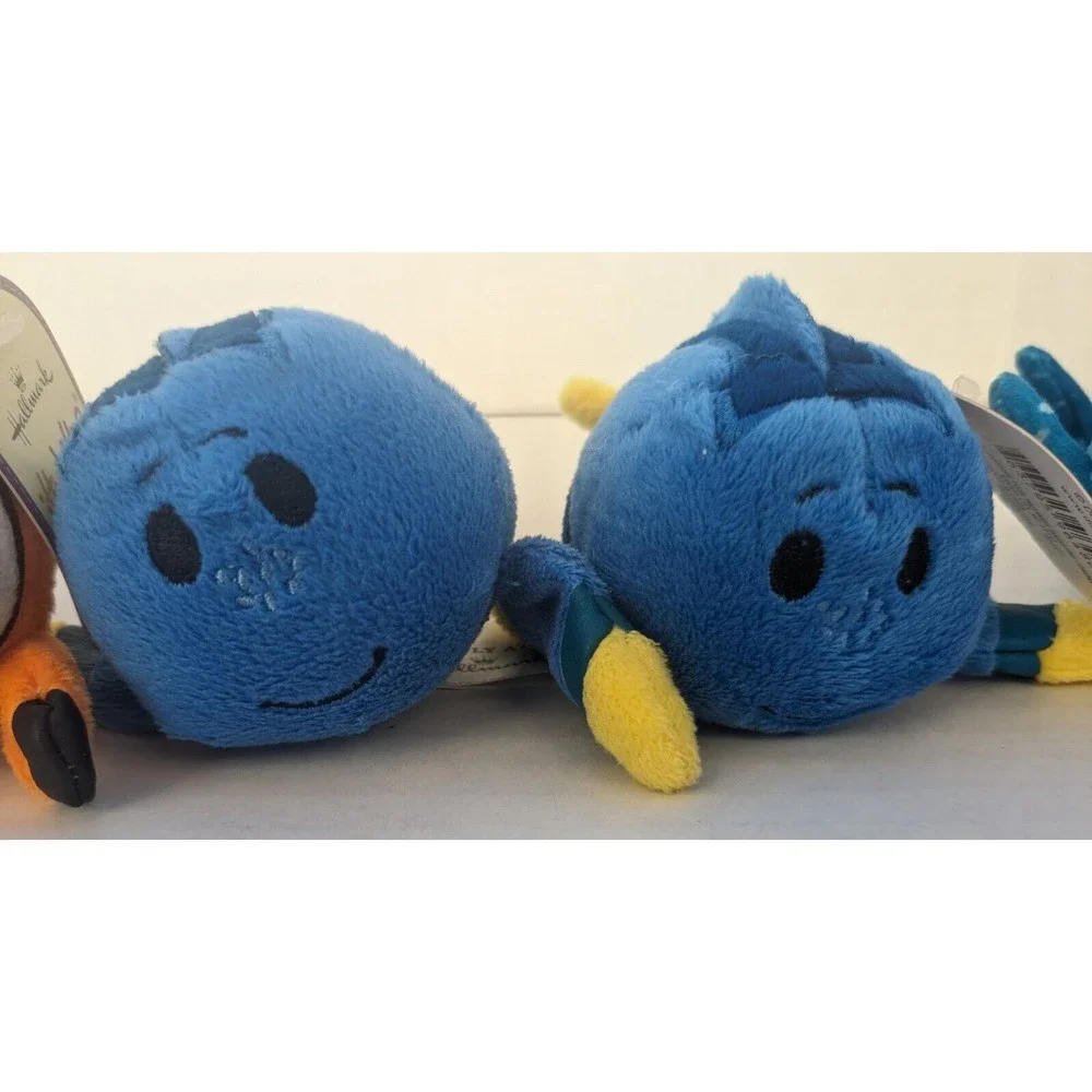 Nemo Hallmark Itty Bittys Disney Nemo X2, Dory X2, Whale shark Keep swimming